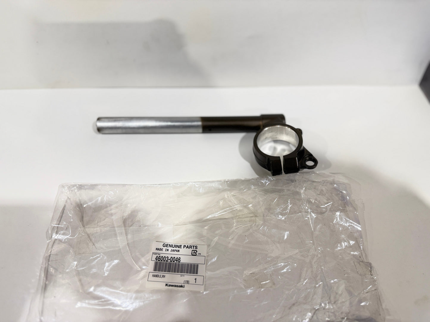 NOS KAWASAKI Handle RH - 46003-0046 FITS 04-05 ZX-10R