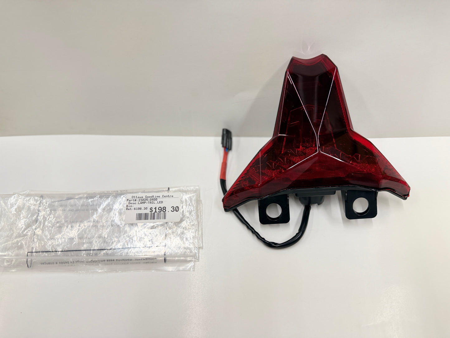 NOS KAWASAKI LED TAILLIGHT 23025-0400 FITS 23 NINJA 400 24-26 ZX636 ZX4R/RR