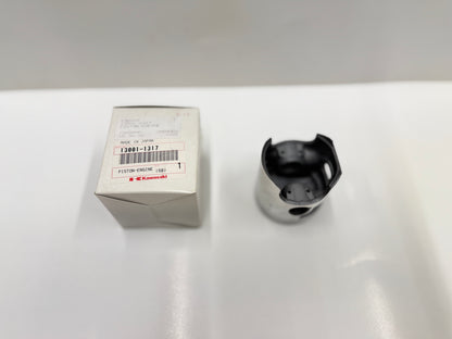 NOS KAWASAKI  PISTON 13001-1317 91-96 KDX 200
